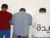 القبض على 3 عاطلين متهمين بسرقة تكييفات في الشيخ زايد | صوت مصر نيوز