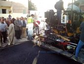 محافظ الفيوم يتفقد أعمال الصيانة ورصف الطرق بمنطقة النويرى | صوت مصر نيوز