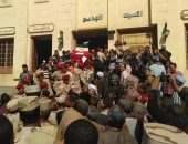 تشييع جنازة الرائد عمرو فريد شهيد القوات المسلحة بمحافظة أسوان | صوت مصر نيوز