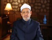 ملك ماليزيا يمنح شيخ الأزهر جائزة الشخصية الإسلامية الأولى في 2020 | صوت مصر نيوز
